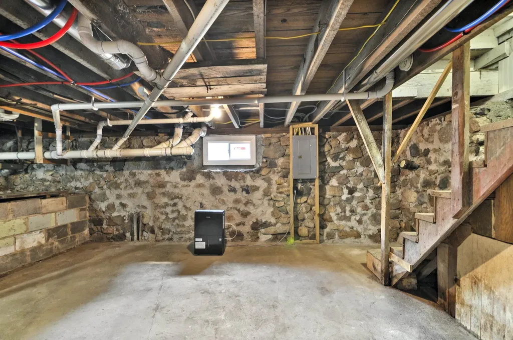 198 E Angel Avenue Fork Township MI 49305