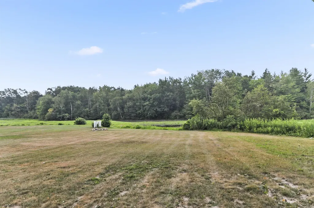 198 E Angel Avenue Fork Township MI 49305