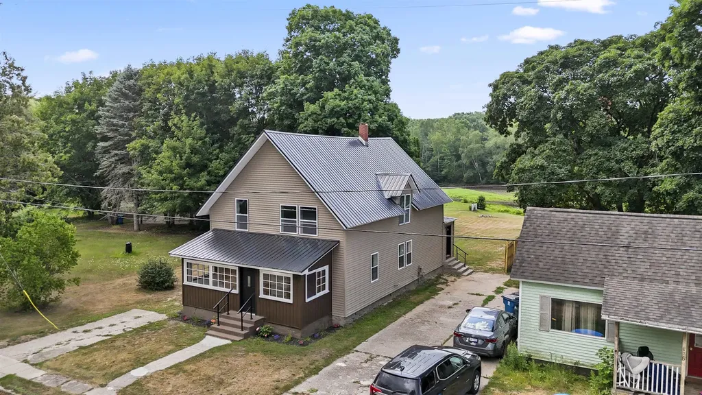 198 E Angel Avenue Fork Township MI 49305