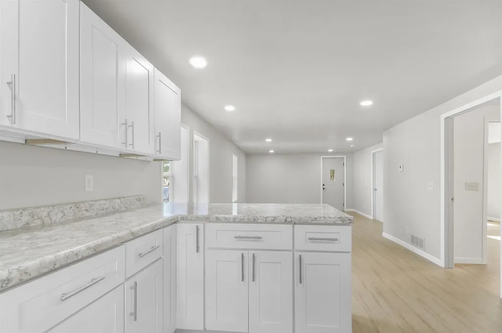 198 E Angel Avenue Fork Township MI 49305