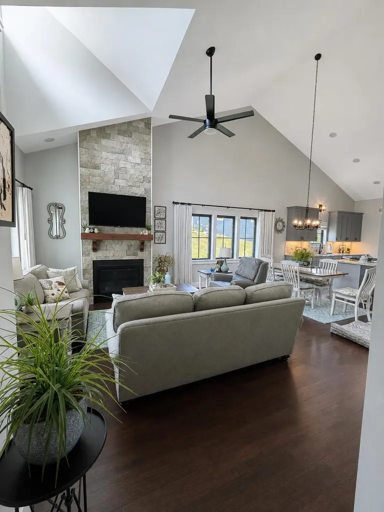 13944 S Winding Trail Traverse City City MI 49684