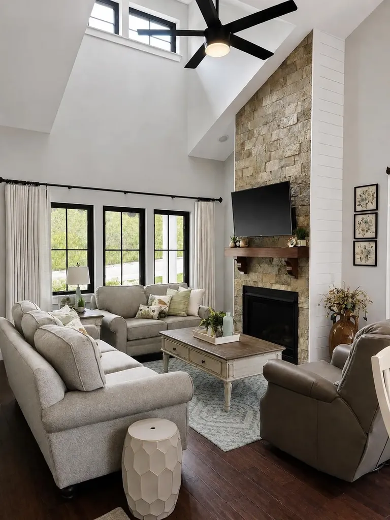 13944 S Winding Trail Traverse City City MI 49684