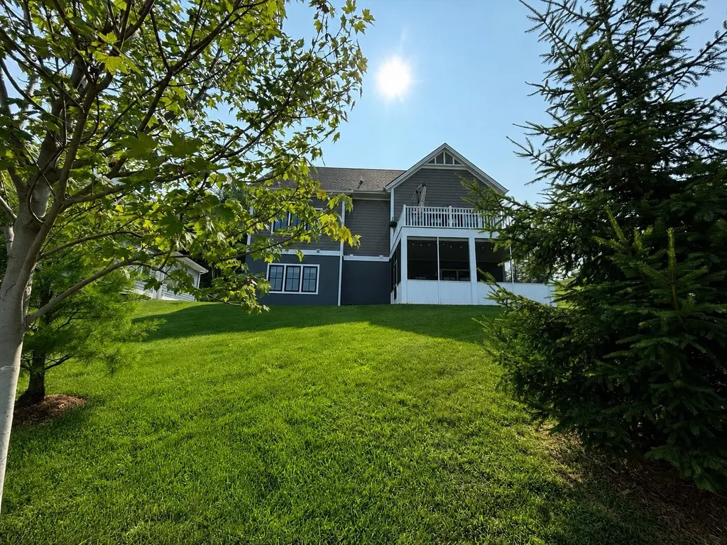 13944 S Winding Trail Traverse City City MI 49684