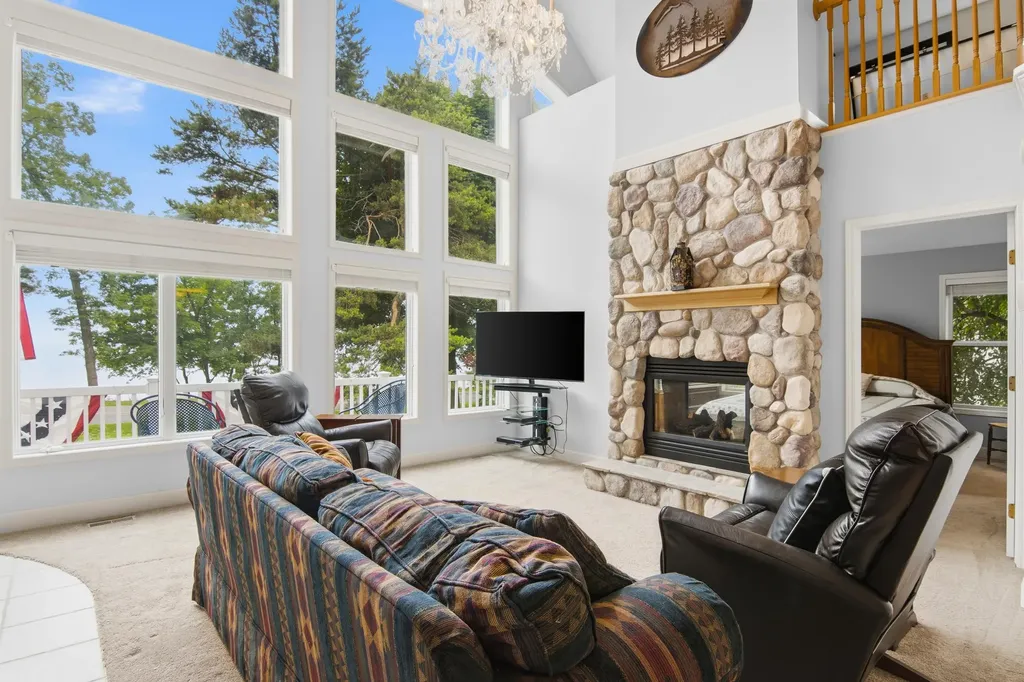 11541 Bluff Road Peninsula Township MI 49686