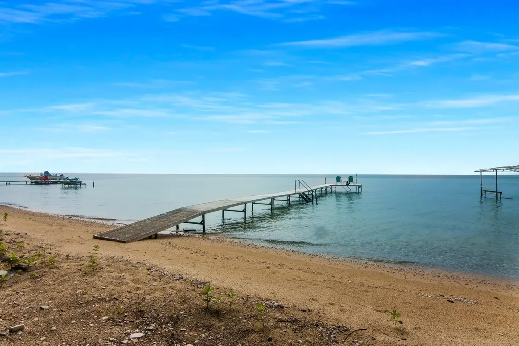 11541 Bluff Road Peninsula Township MI 49686
