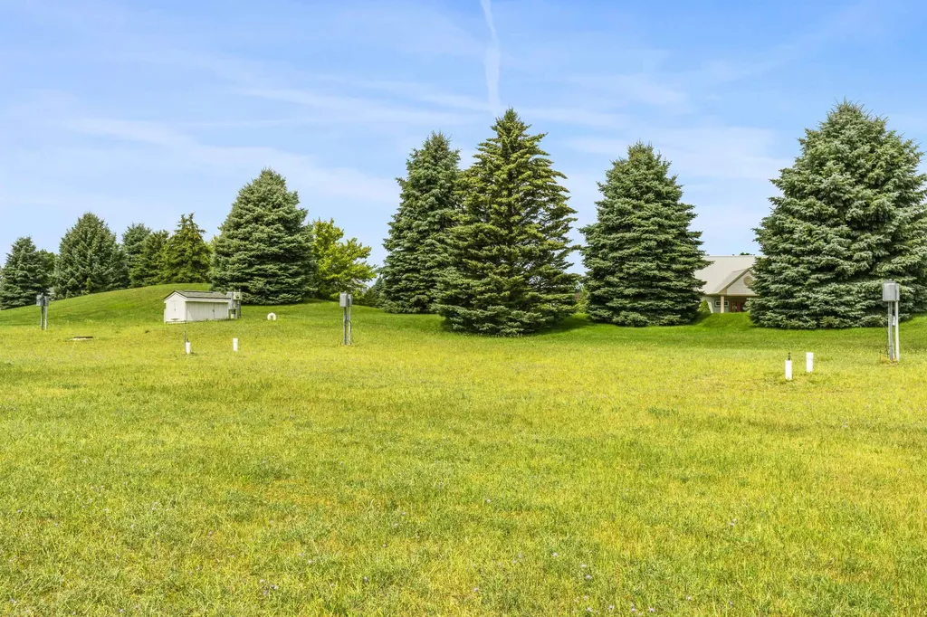 3316 Lakeland Drive Arcadia Township MI 49613