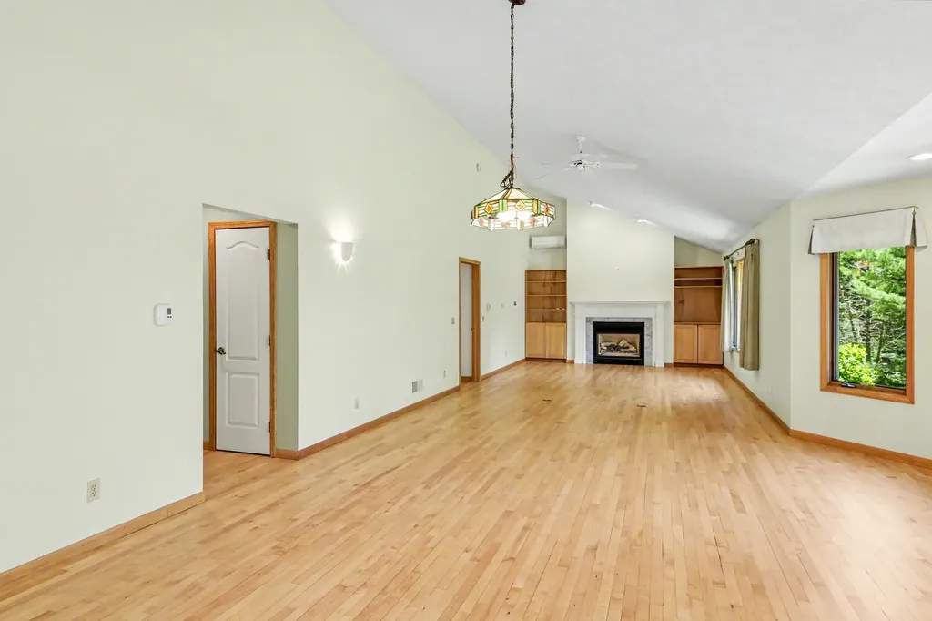 1225 Fernwood Drive Green Lake Township MI 49637