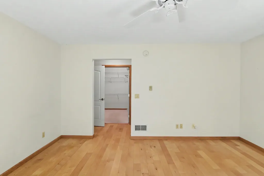 1225 Fernwood Drive Green Lake Township MI 49637
