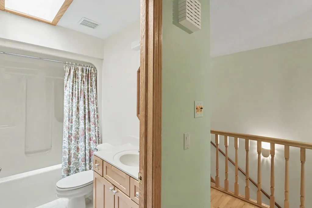 1225 Fernwood Drive Green Lake Township MI 49637