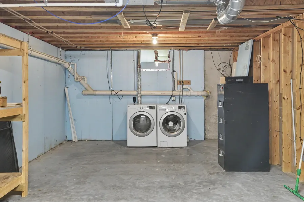 1225 Fernwood Drive Green Lake Township MI 49637