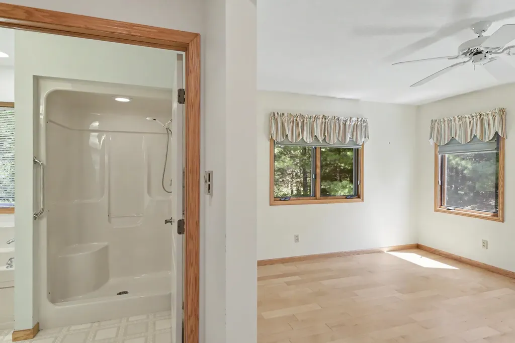 1225 Fernwood Drive Green Lake Township MI 49637
