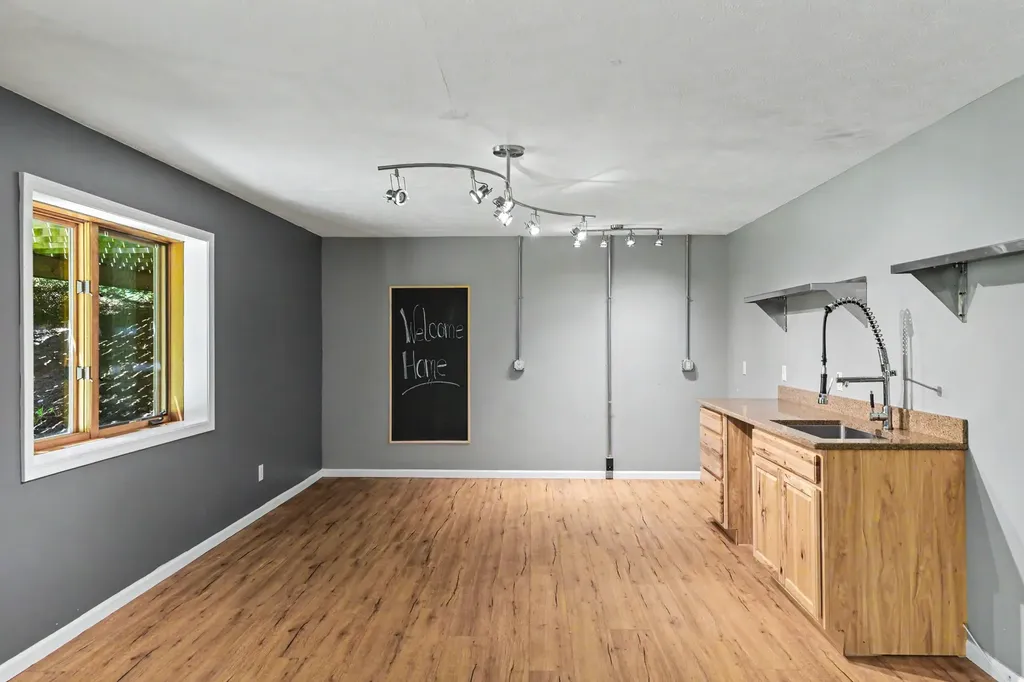 1225 Fernwood Drive Green Lake Township MI 49637