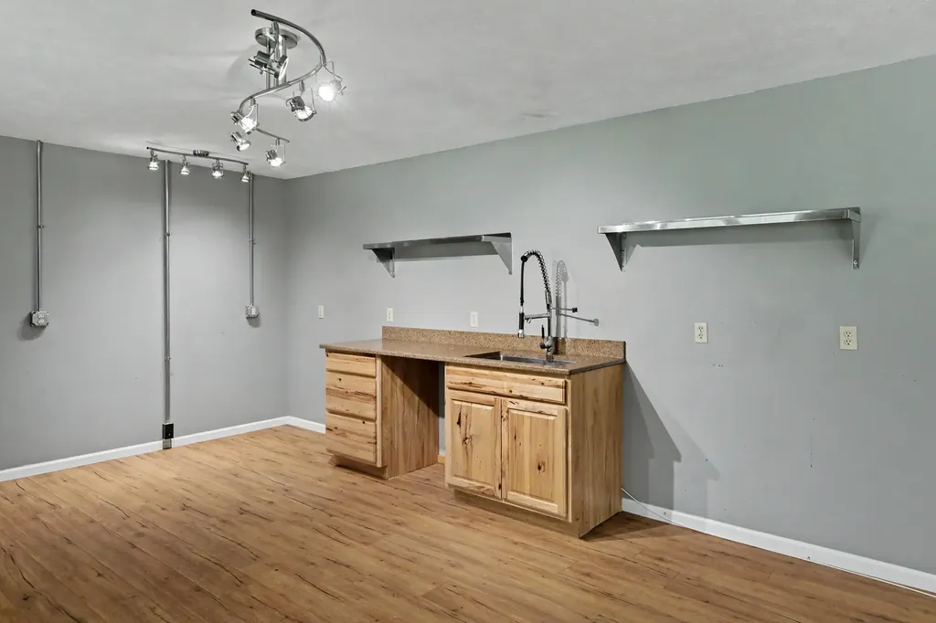 1225 Fernwood Drive Green Lake Township MI 49637