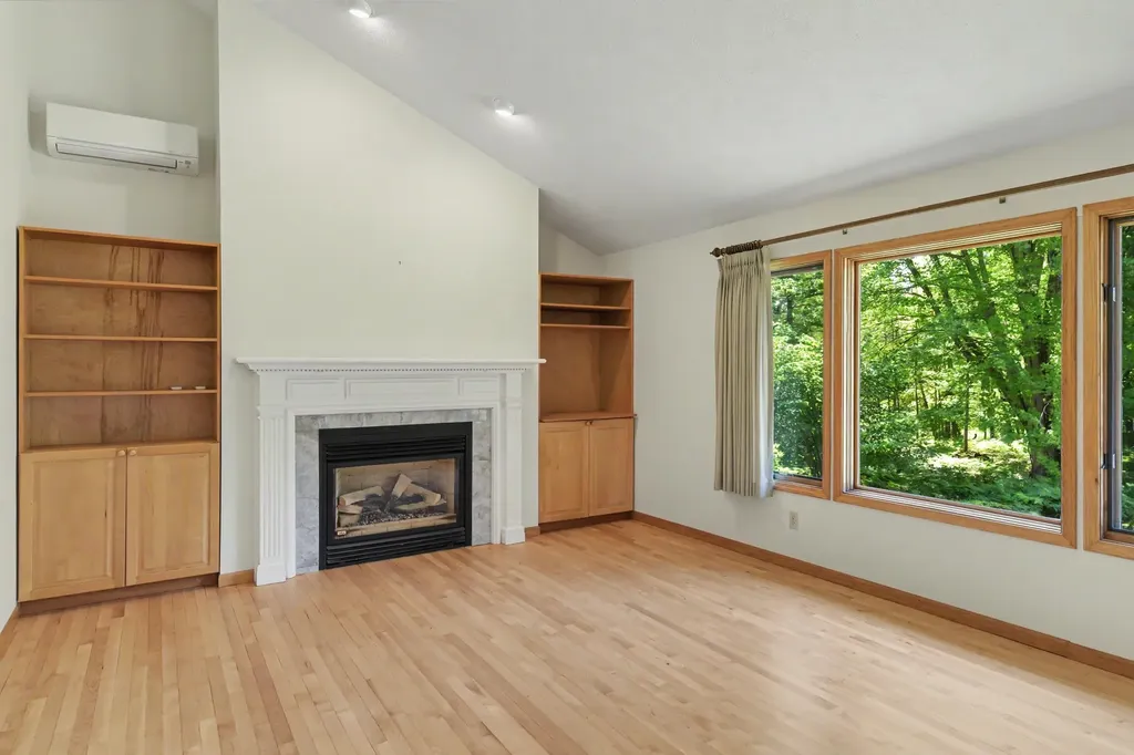 1225 Fernwood Drive Green Lake Township MI 49637
