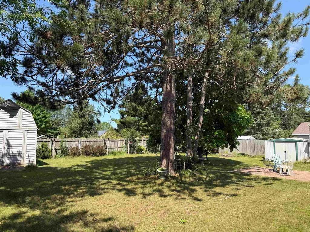 609 7th Street South Arm Township MI 49727