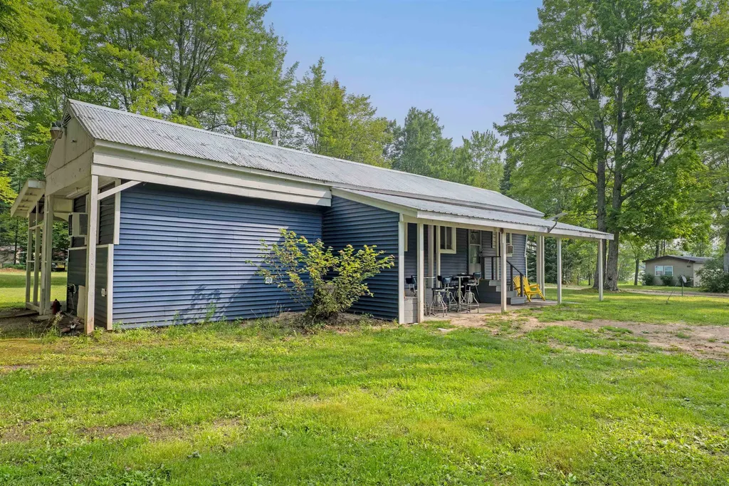 1171 Wa-ba-tesse Drive Kalkaska Township MI 49646