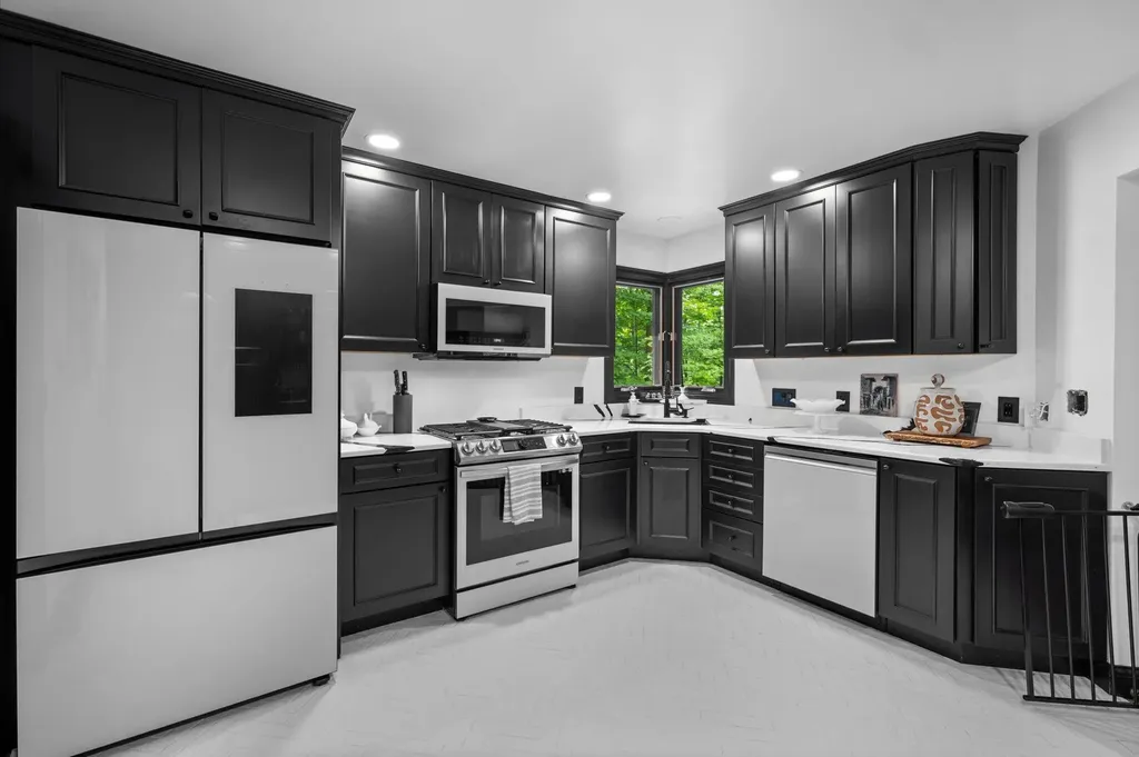 8433 Forest Court Elmwood Charter Township MI 49684