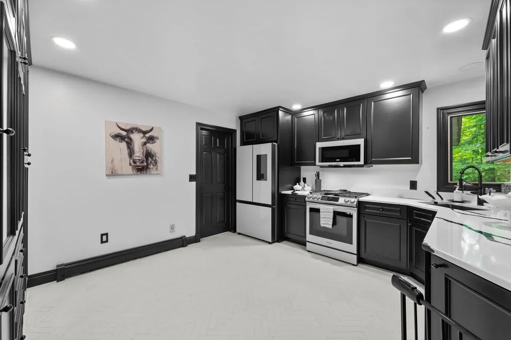 8433 Forest Court Elmwood Charter Township MI 49684