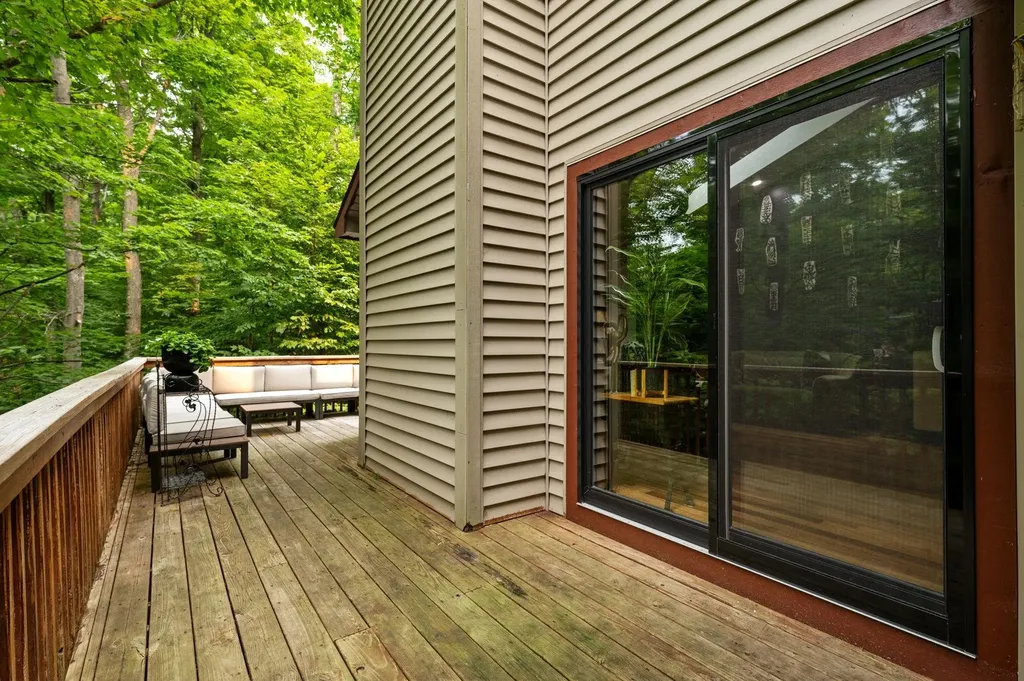 8433 Forest Court Elmwood Charter Township MI 49684
