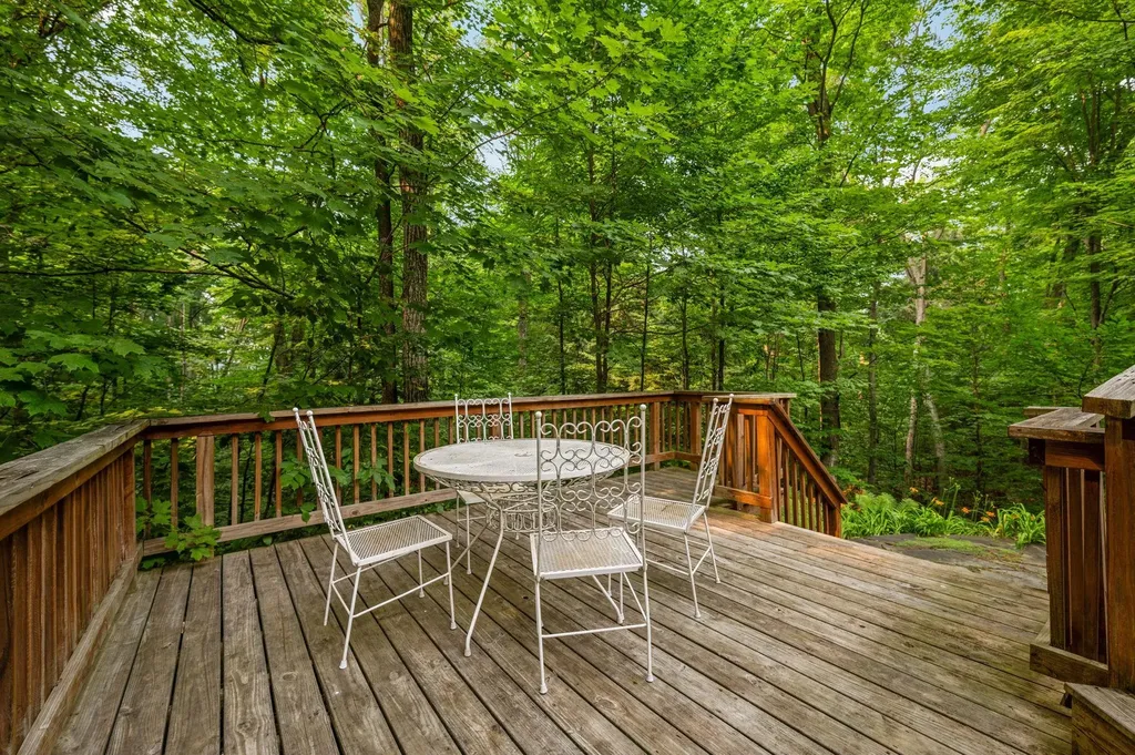 8433 Forest Court Elmwood Charter Township MI 49684