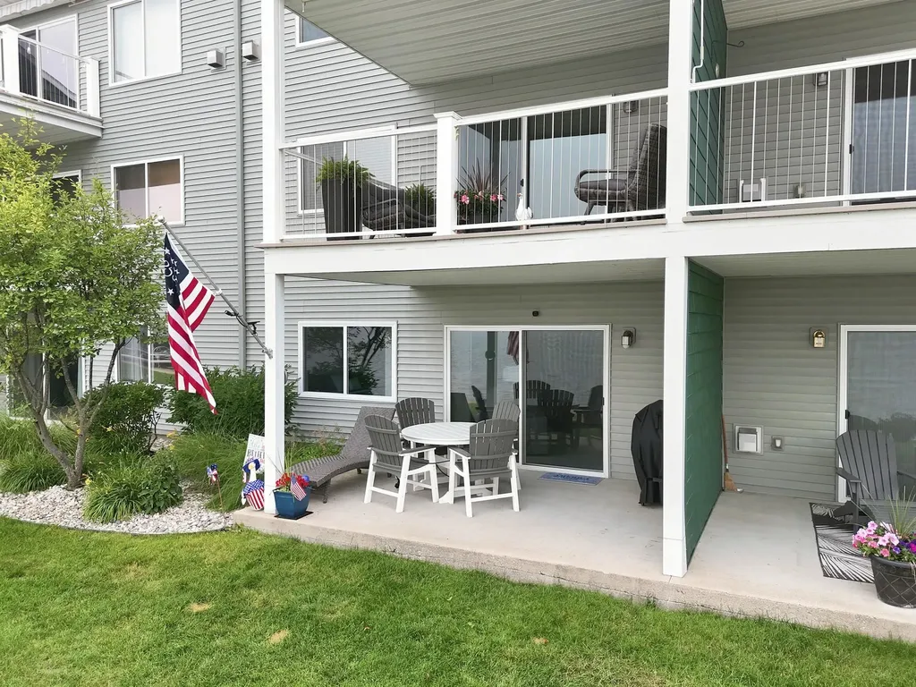 632 S Lake Street Cadillac City MI 49601