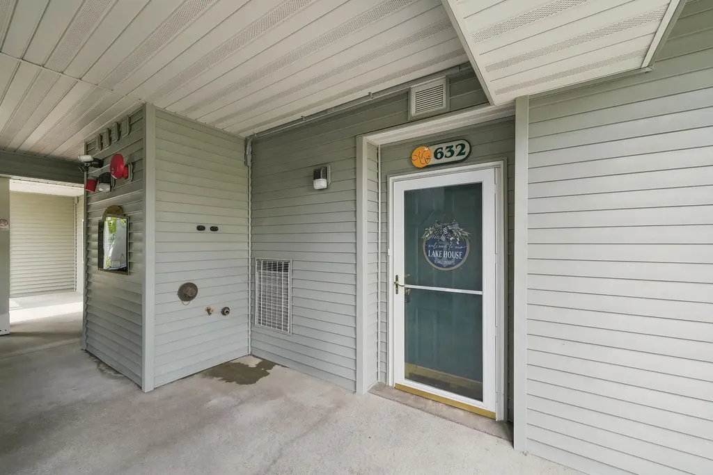 632 S Lake Street Cadillac City MI 49601