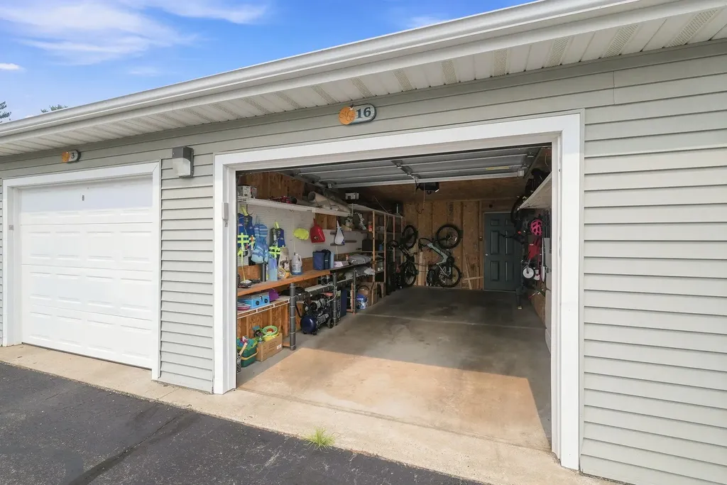 632 S Lake Street Cadillac City MI 49601