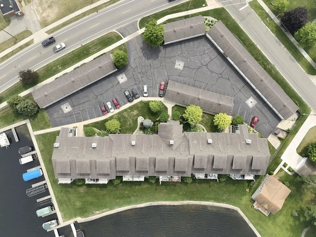 632 S Lake Street Cadillac City MI 49601