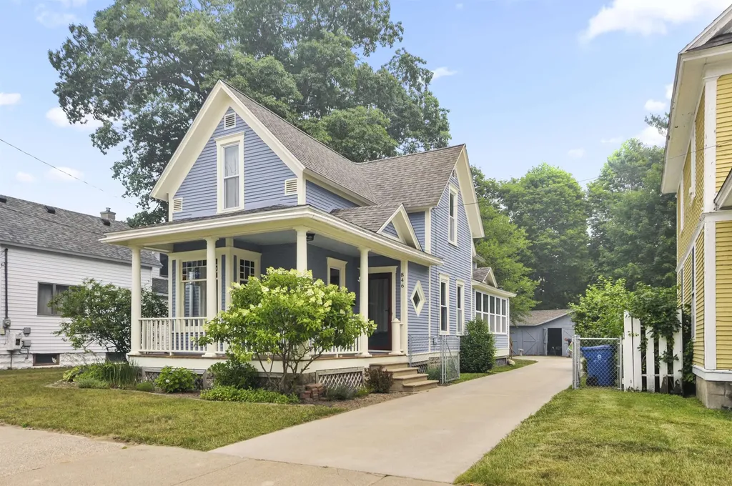 846 Farrar Street Cadillac City MI 49601