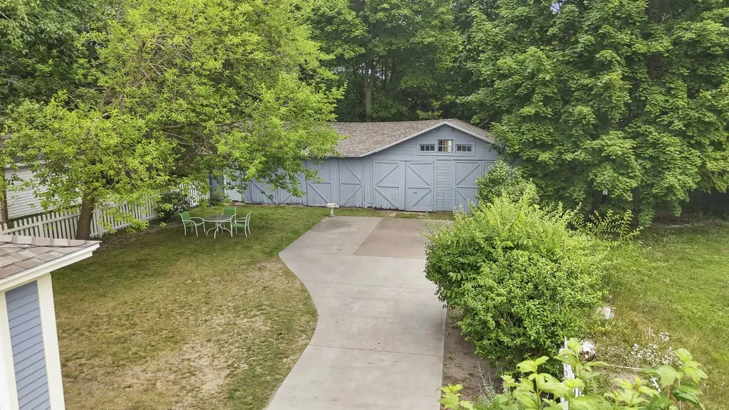 846 Farrar Street Cadillac City MI 49601