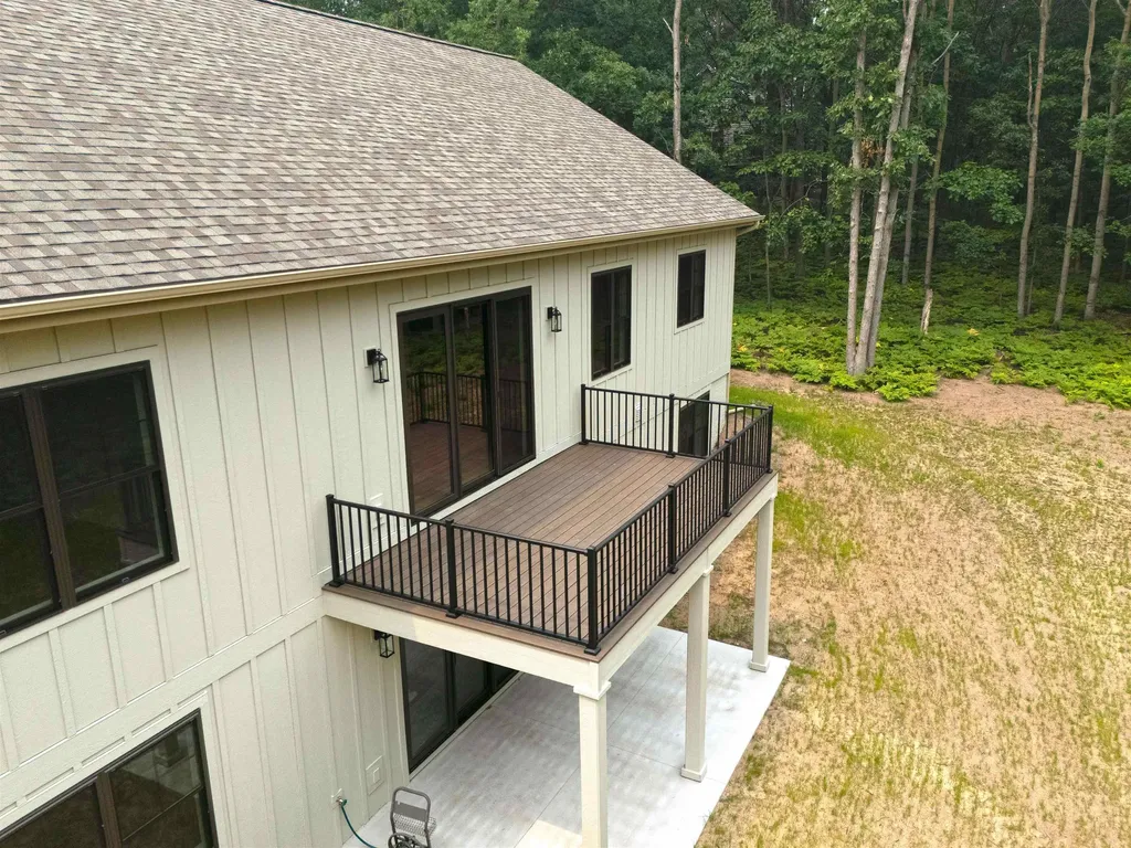 3494 Village Circle Drive East Bay Township MI 49686