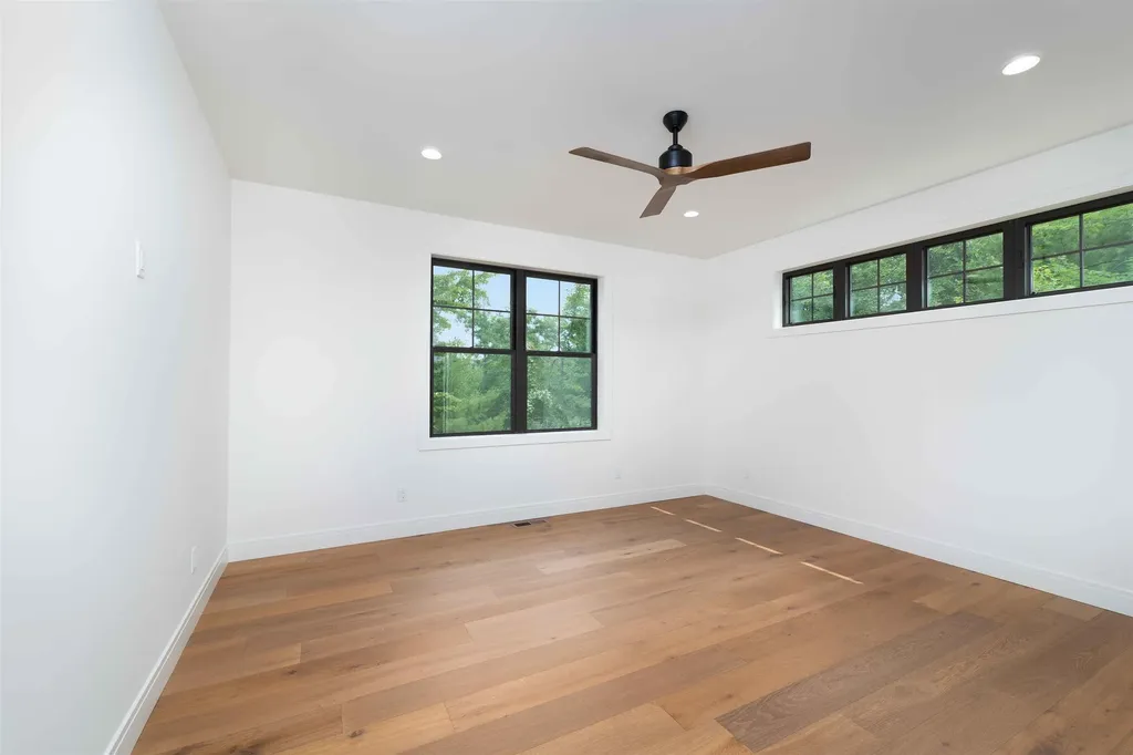 3494 Village Circle Drive East Bay Township MI 49686