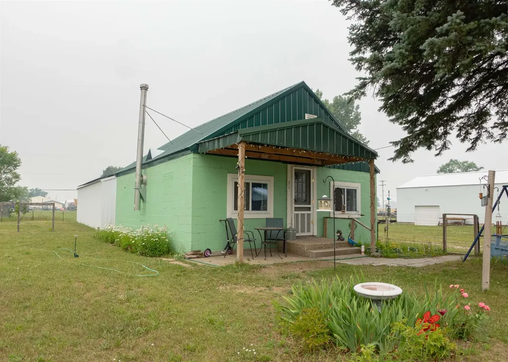 311 Roberts Street Haring Charter Township MI 49601
