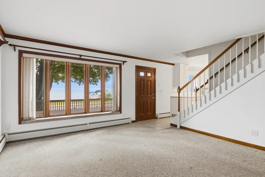 6335 Crystal Avenue Benzonia Township MI 49617
