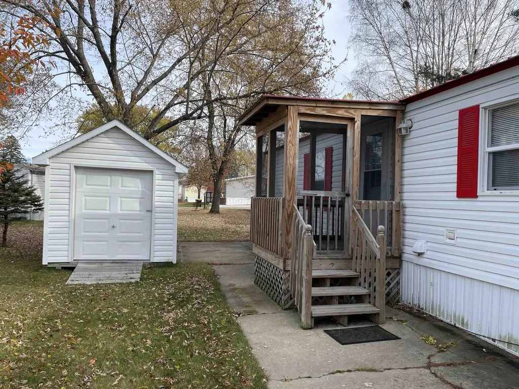310 Kristy Jo Street Cadillac City MI 49601