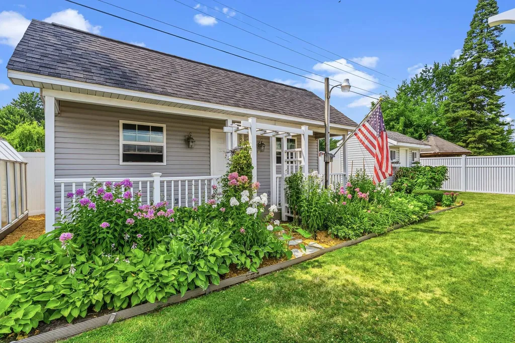 5240 Durwood Gaines Township MI 48473