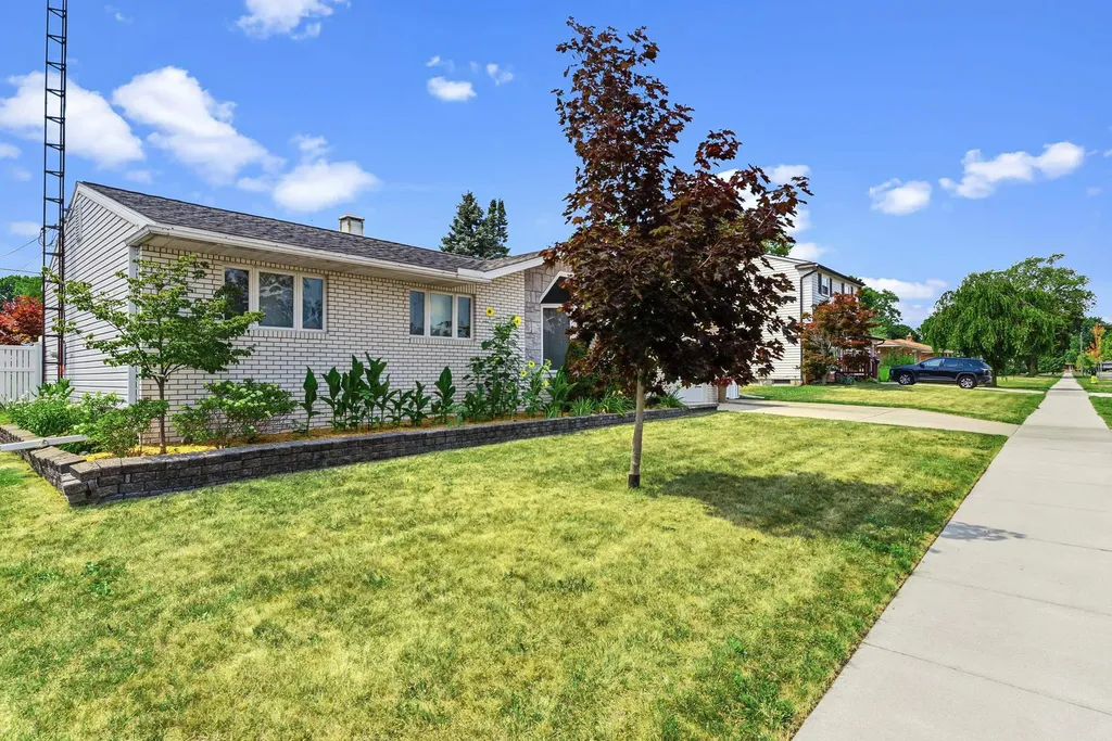5240 Durwood Gaines Township MI 48473