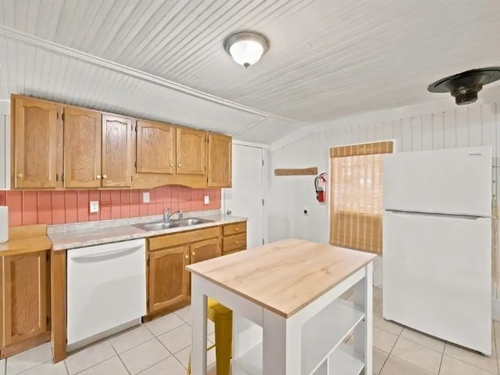 143 S Benzie Boulevard Benzonia Township MI 49617