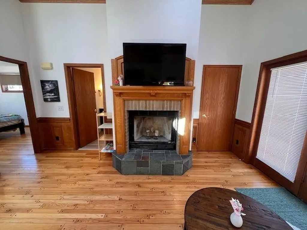 143 S Benzie Boulevard Benzonia Township MI 49617