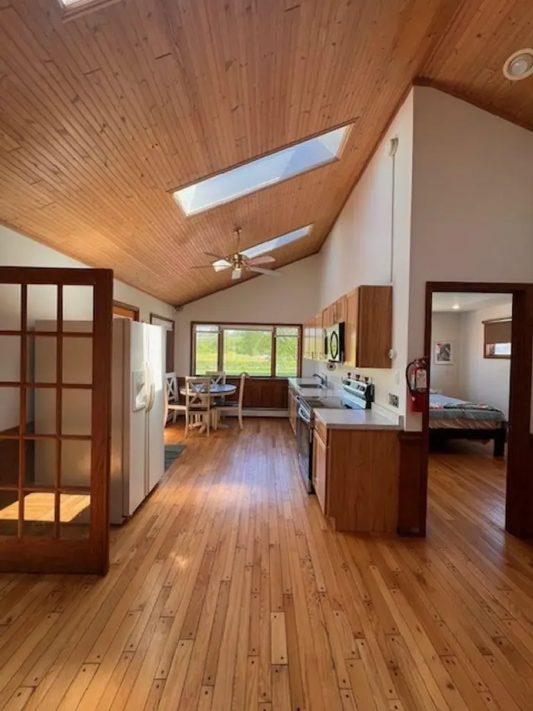 143 S Benzie Boulevard Benzonia Township MI 49617