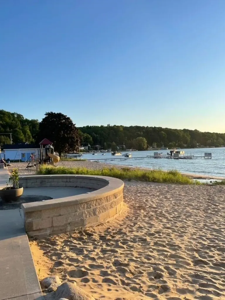 143 S Benzie Boulevard Benzonia Township MI 49617