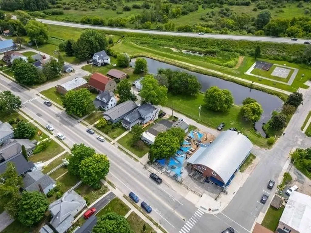 143 S Benzie Boulevard Benzonia Township MI 49617