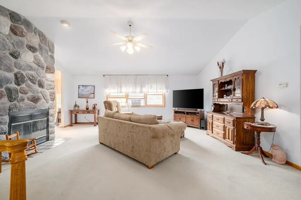 6025 Country Cove Long Lake Township MI 49685