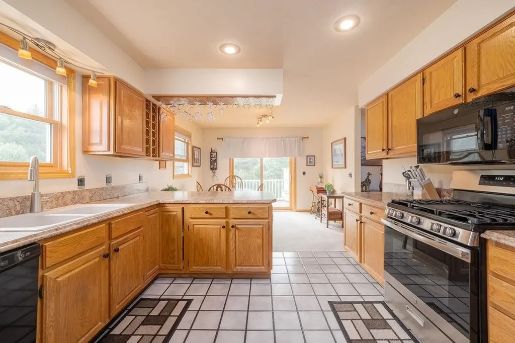 6025 Country Cove Long Lake Township MI 49685
