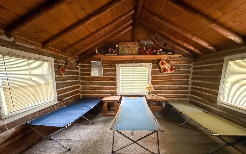 13276 S Sharon Road, SE Garfield Township MI 49633