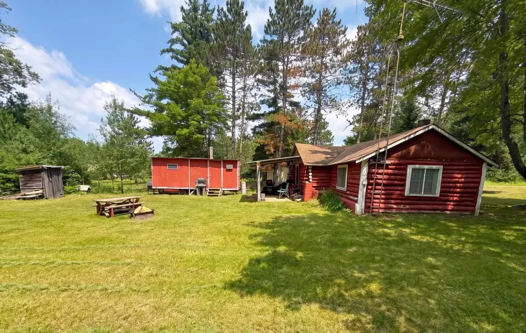 13276 S Sharon Road, SE Garfield Township MI 49633