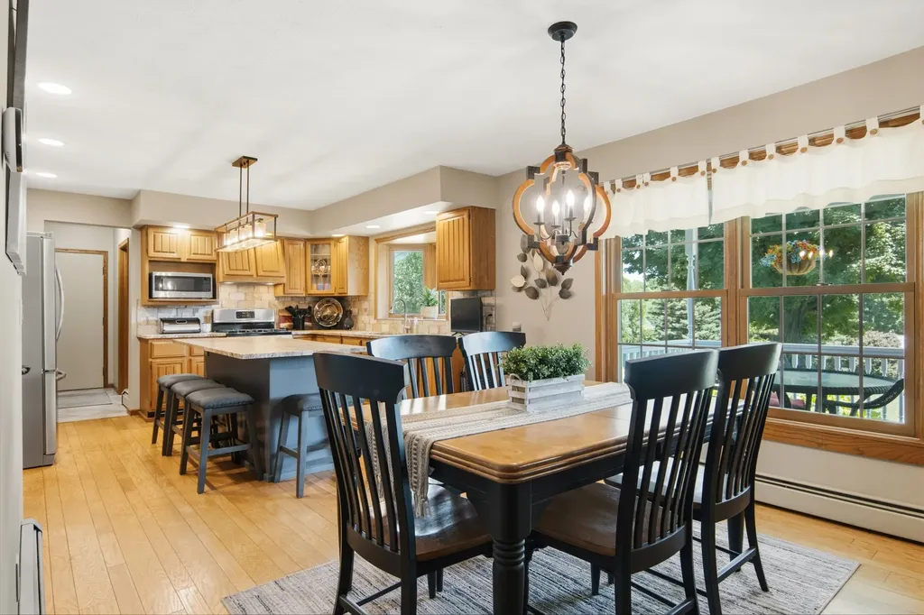 9770 E Valley Hills Drive Elmwood Charter Township MI 49684