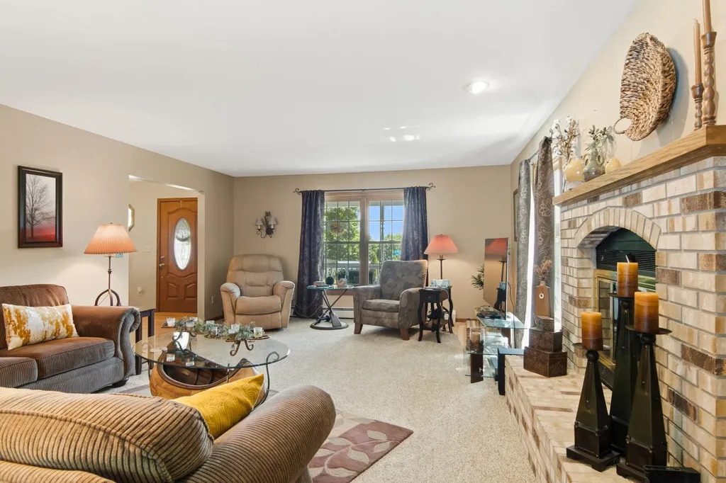 9770 E Valley Hills Drive Elmwood Charter Township MI 49684
