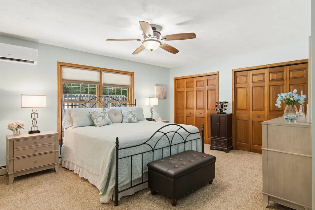 9770 E Valley Hills Drive Elmwood Charter Township MI 49684