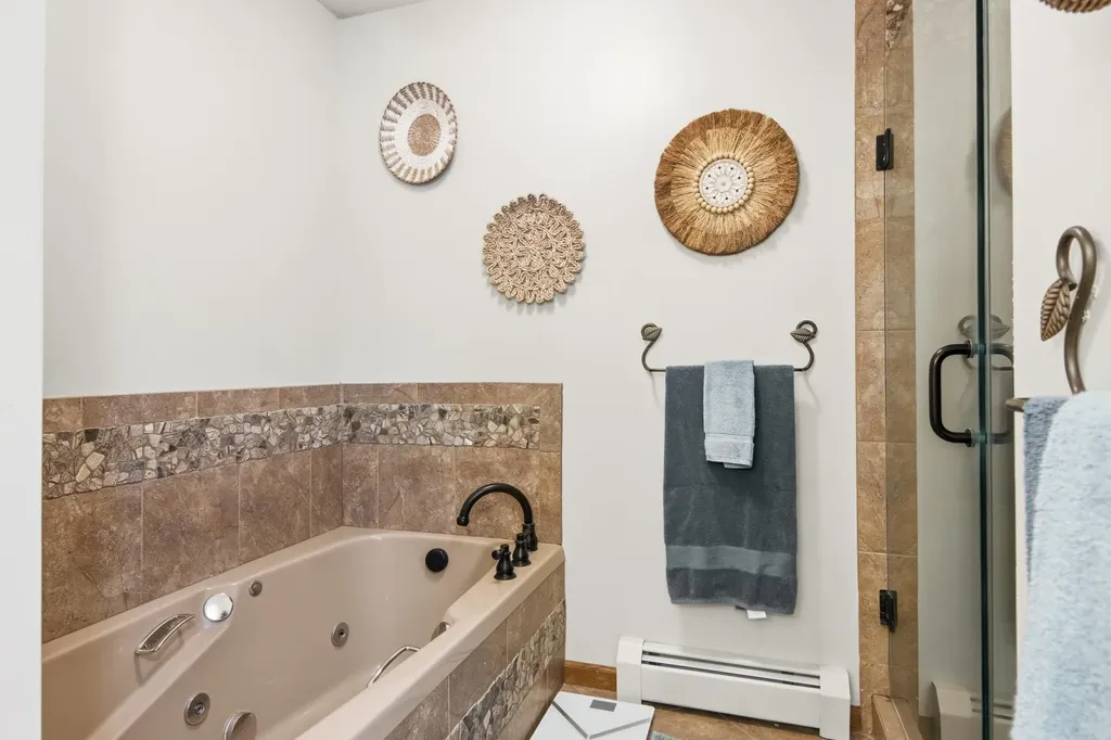 9770 E Valley Hills Drive Elmwood Charter Township MI 49684